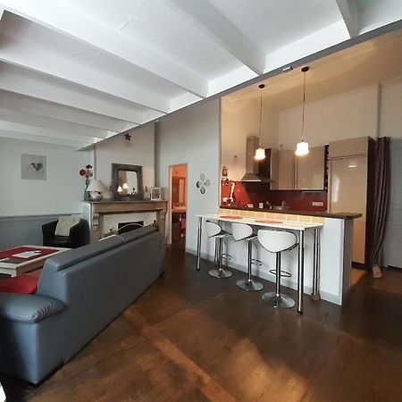 Coquet Studio En Mezzanine Nuit Pour 2 Personnes 圣吉隆 外观 照片