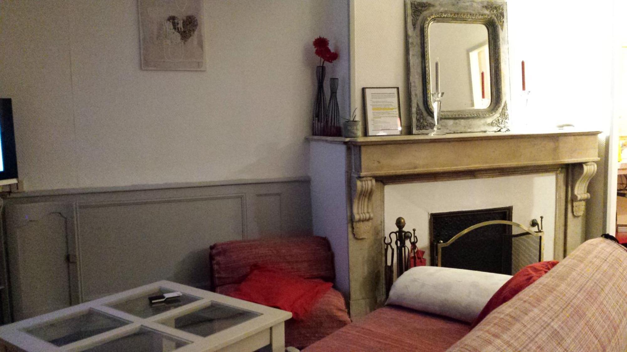Coquet Studio En Mezzanine Nuit Pour 2 Personnes 圣吉隆 外观 照片
