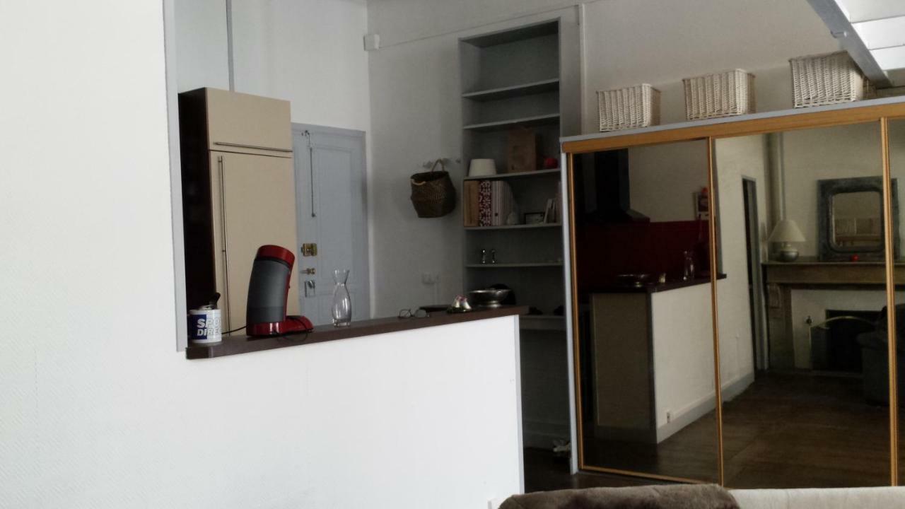 Coquet Studio En Mezzanine Nuit Pour 2 Personnes 圣吉隆 外观 照片