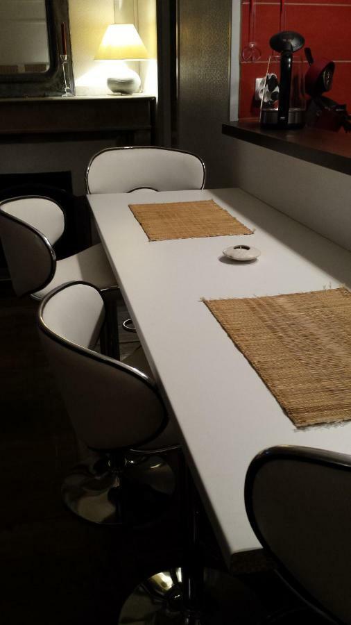 Coquet Studio En Mezzanine Nuit Pour 2 Personnes 圣吉隆 外观 照片